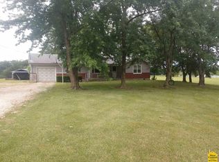 13418 Church Rd, Versailles, MO 65084