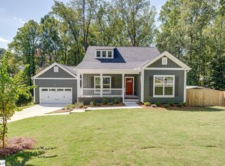 7 Wildwood Rd, Greenville, SC 29615
