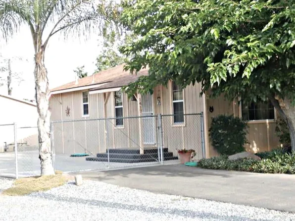 1417 Ash Avenue, Lindsay, CA 93247