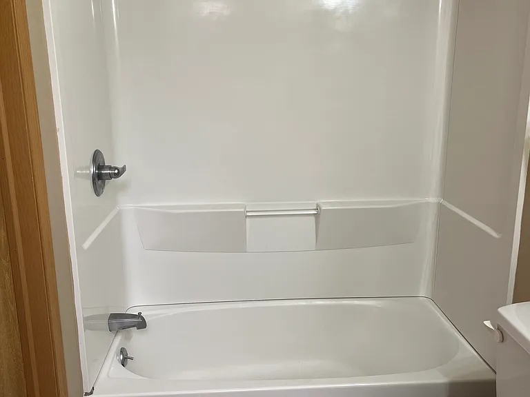 88 Olive Ct #6 — Photo 2