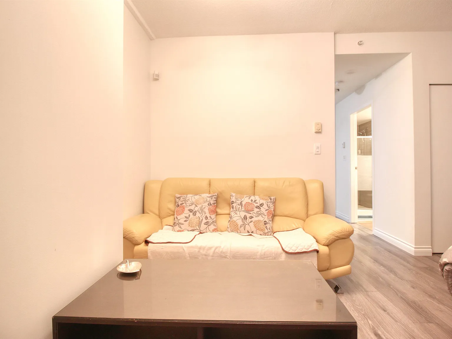 Studio, 421 sqft, $1,680 — Photo 4