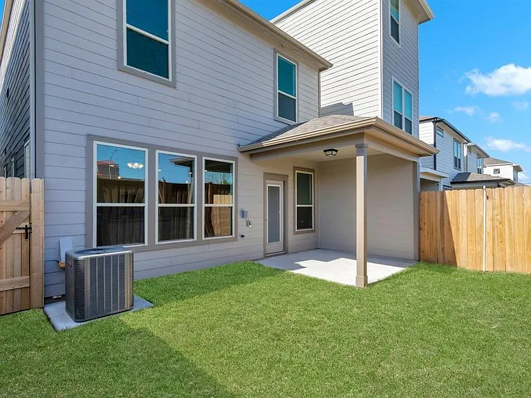 3420 Avondale View Dr — Photo 5