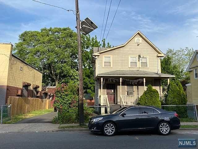 1st image of 96 Stuyvesant Ave #98