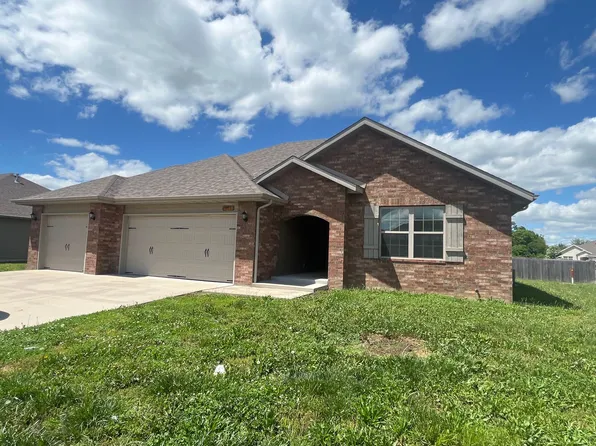 401 W Grace St, Republic, MO 65738
