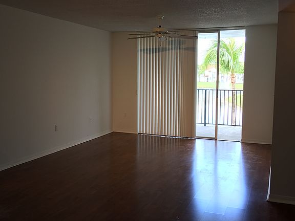 5th image of 4320 NW 107th Ave APT 202