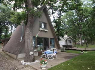 2420 Burr Oak Rd, Milford, IA 51351