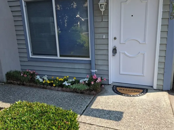 8315 Cirque Drive W #1, University Place, WA 98467