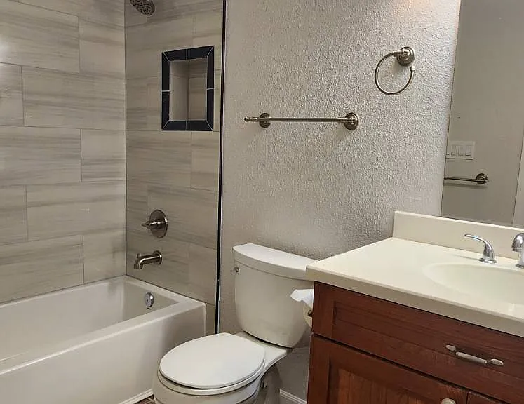 S 323rd Pl — Photo 10