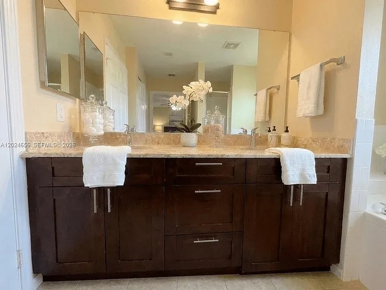 14530 SW 156th Ave — Photo 13