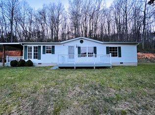 3995 Slusher Ln, Shawsville, VA 24162