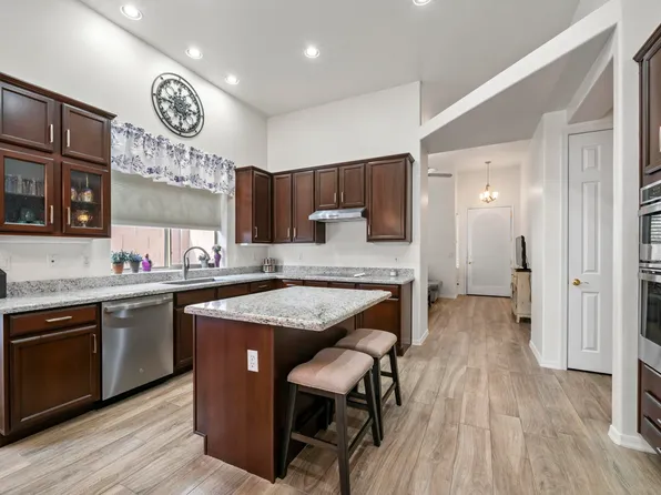 15642 S 31st Street, Phoenix, AZ 85048