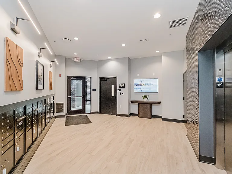 Overture at Proscenium Apartments — Photo 28