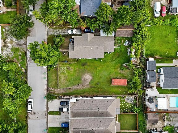 5th image of 3805 Billingsley St