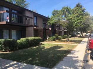 6143 W Coldspring Rd #101, Milwaukee, WI 53220