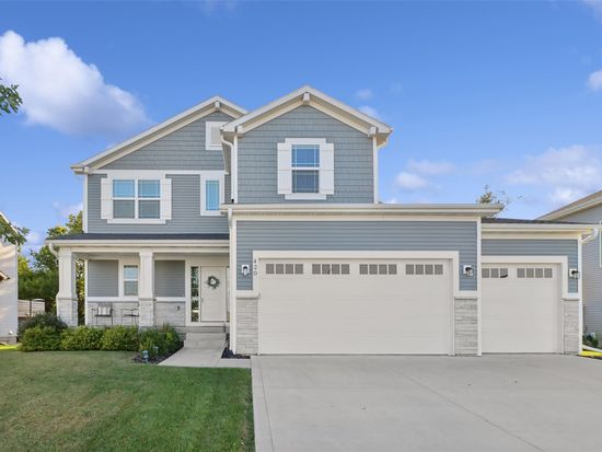 420 NW Georgetown Dr, Waukee, IA 50263