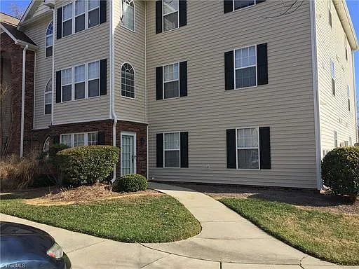 135 James Rd #2B