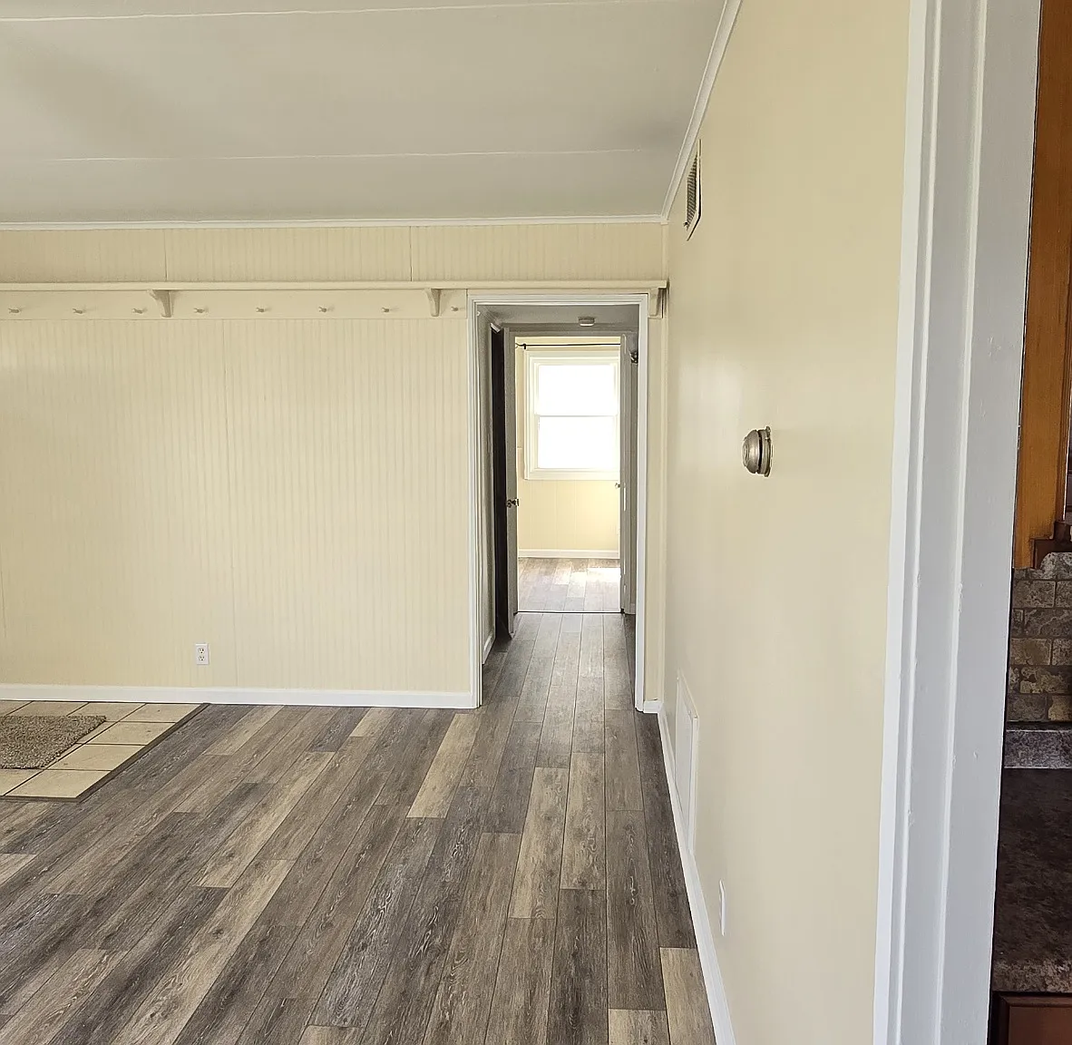 2 bed, 1392 sqft, $1,300 — Photo 3