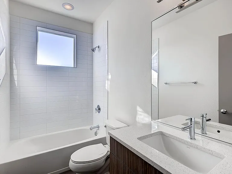 4010 Fenton Ct — Photo 8