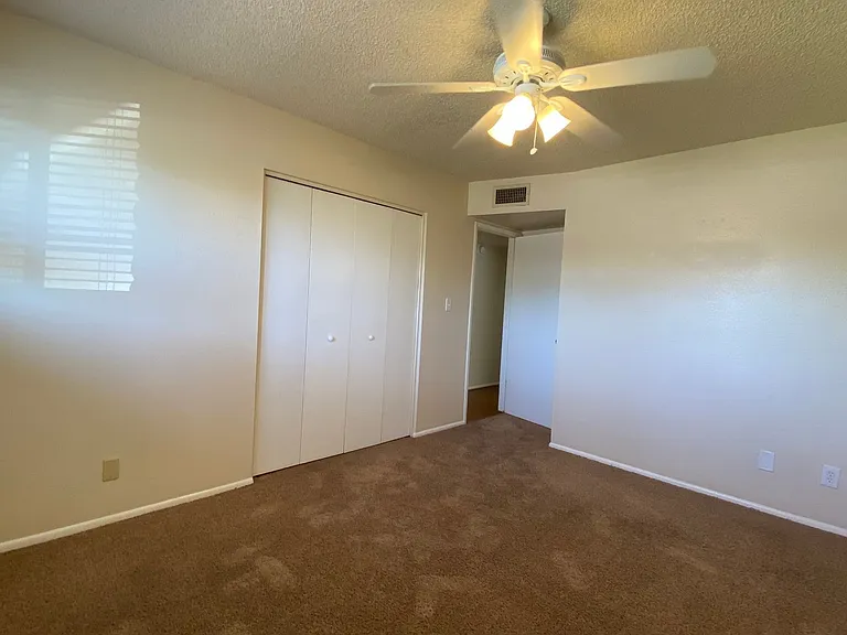 2131 E Palmcroft Dr — Photo 21