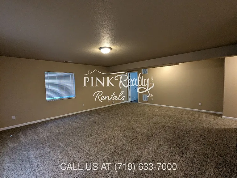 8377 Freestar Way — Photo 48