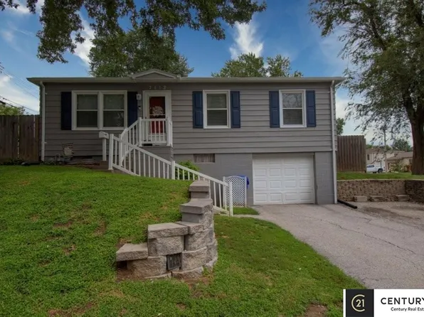 7413 S 76th Ave, La Vista, NE 68128