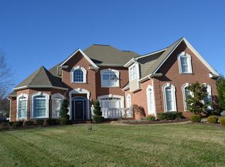 6935 Shadow Creek Rd, Knoxville, TN 37918