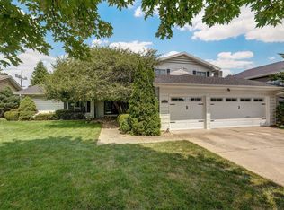 3723 E Sugar Hill St, Springfield, MO 65809