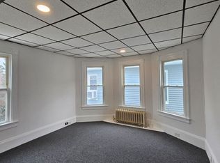 230 N 10th St FLOOR 1, Allentown, PA 18102