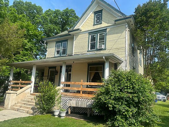 3rd image of 24 Alleghany St