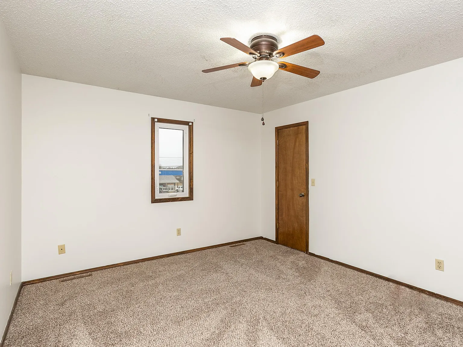 Main Street Townhomes - 1203 - D — Photo 2