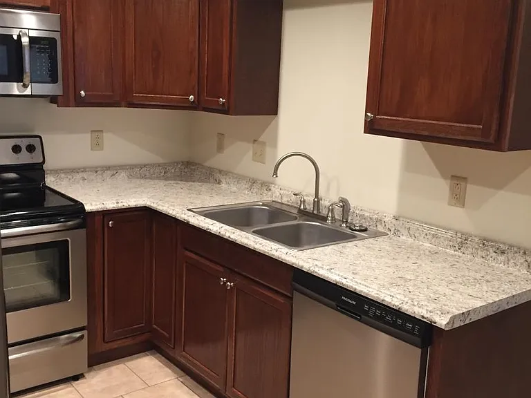 407 Duncan Ave — Photo 19