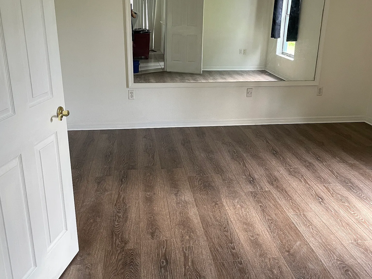 3817 Long Grove Ln — Photo 2
