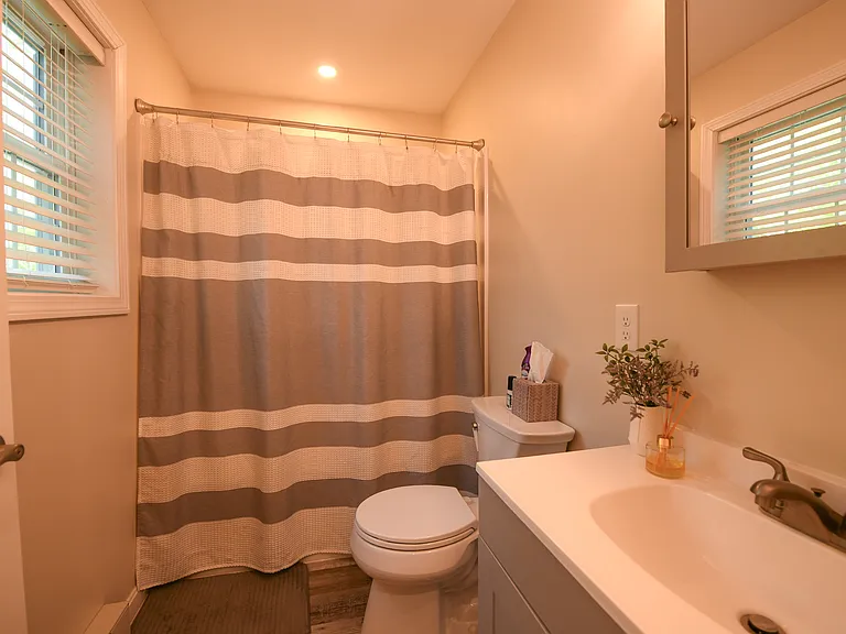 18 Benjamin Way #B — Photo 15
