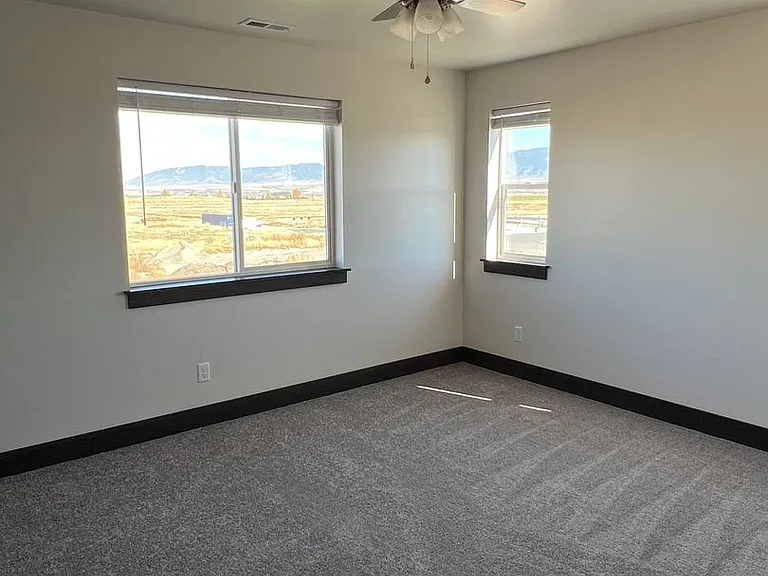 2021 Windjammer Way #C — Photo 5