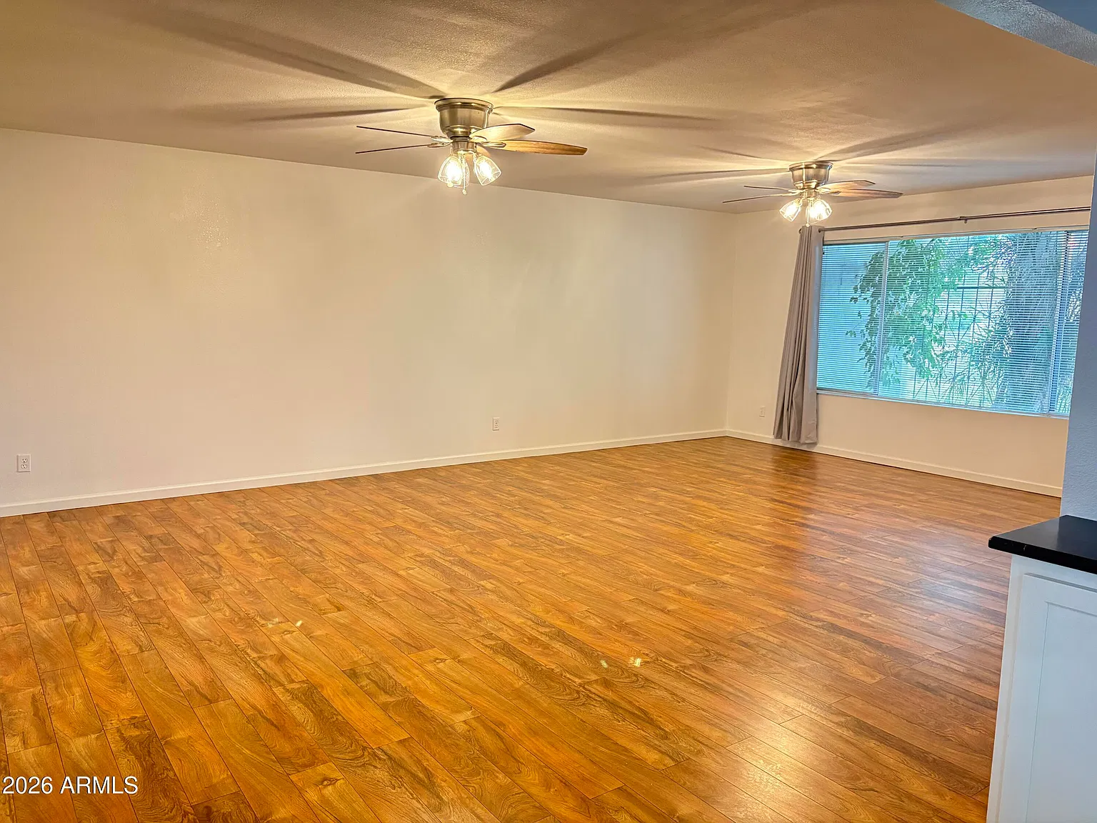 4 bed, 2.0 bath, 1746 sqft, $2,900 — Photo 2