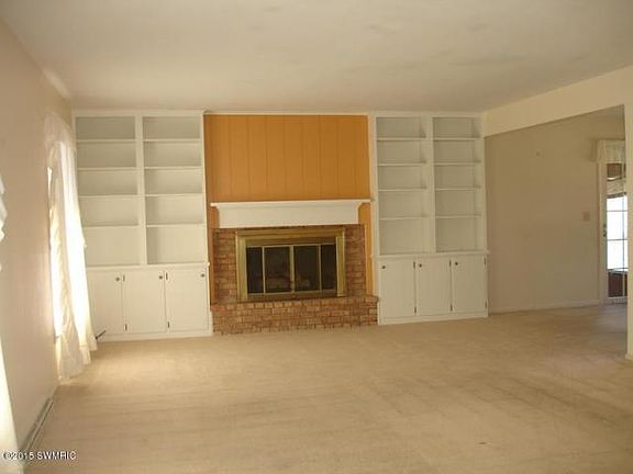 3rd image of 410 Fairfield Dr