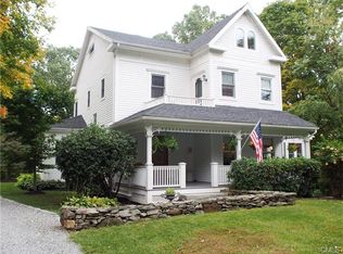 41 Great Ring Rd, Sandy Hook, CT 06482