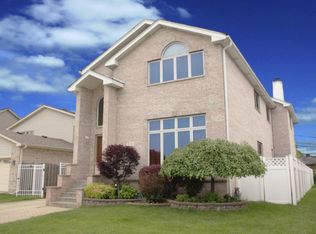 6116 Ruby St, Rosemont, IL 60018