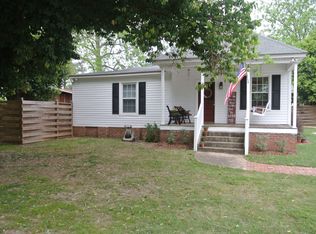 225 30th St, Opelika, AL 36801