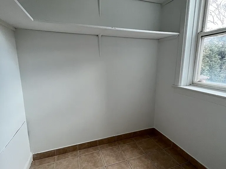 4411 W Montrose Ave #2 — Photo 11