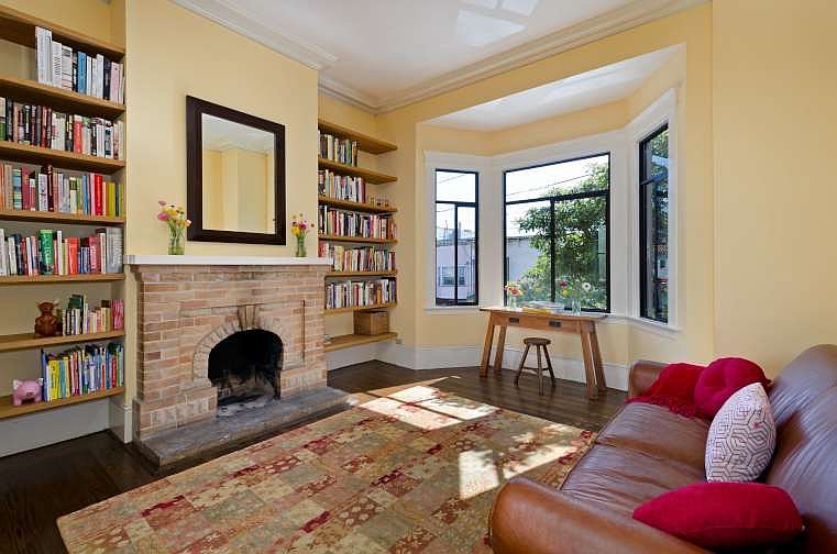Living Room facing Castro