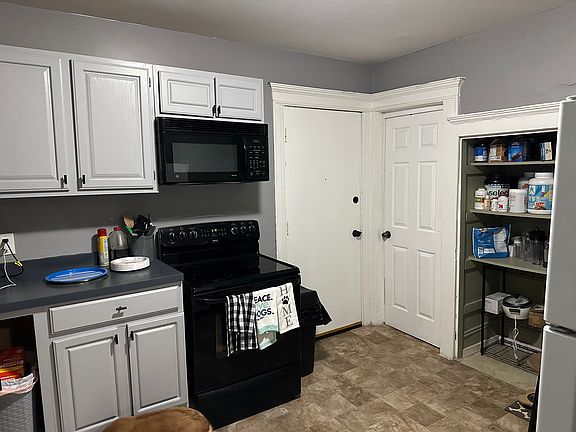 5th image of 209-11 Burnet Park Dr #209