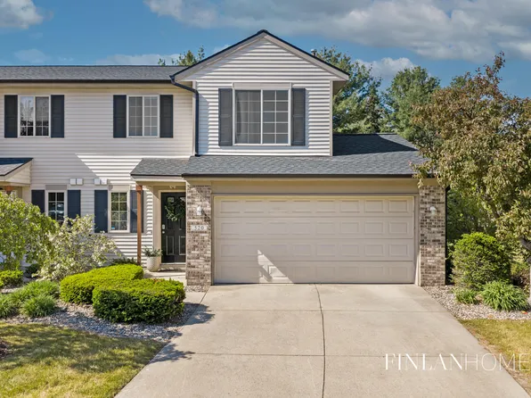 520 Lawrence Ave, Wayland, MI 49348