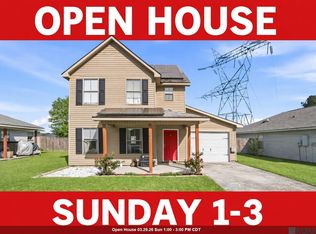 23949 S Park Ln, Denham Springs, LA 70726