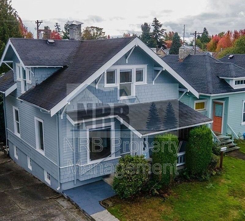 1st image of 3823 S Park Ave Unit A