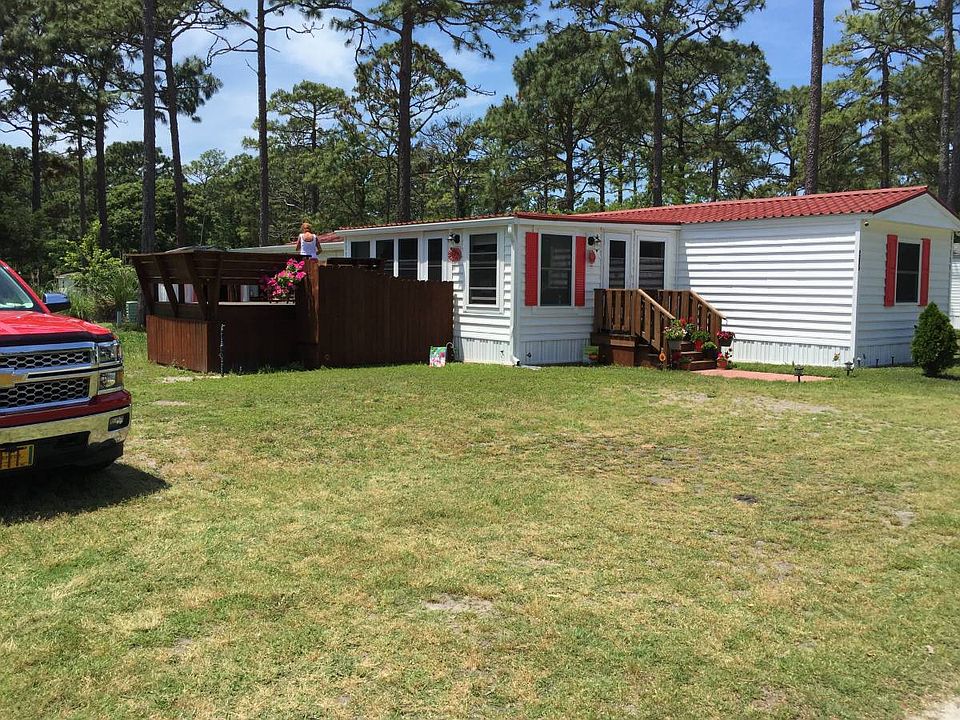 1st image of 215 Sequoia Dr