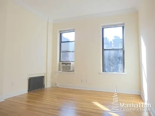 Rented by Manhattan Connection | media 15