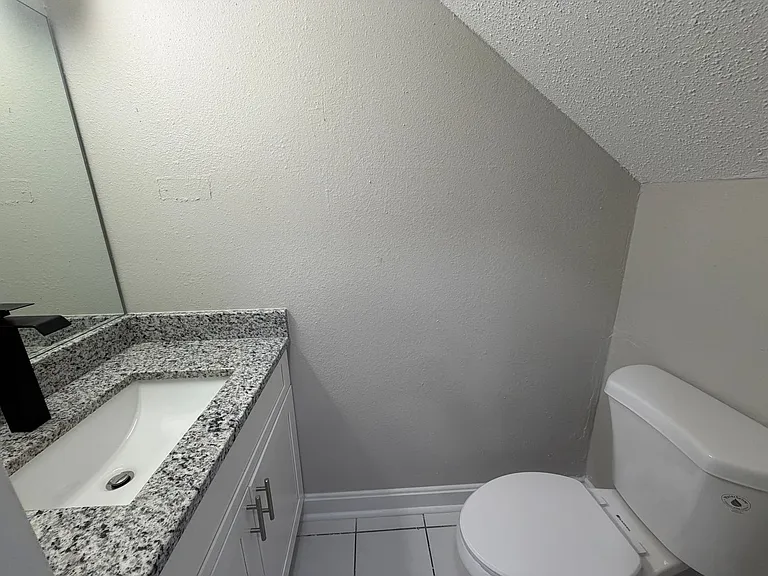 4116 Delaware Ave — Photo 13