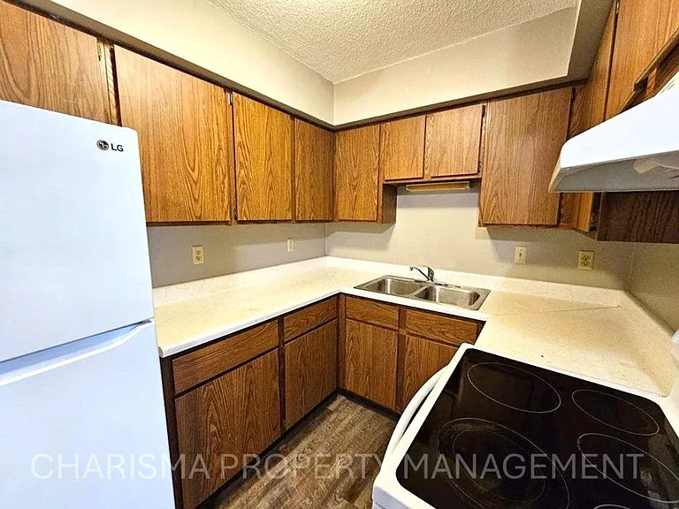 Garretson Property I — Photo 11
