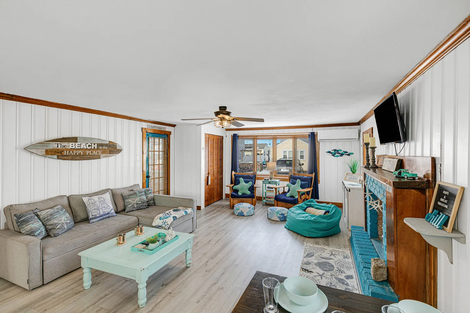 2 bed, 1.0 bath, 742 sqft, $2,467 — Photo 1